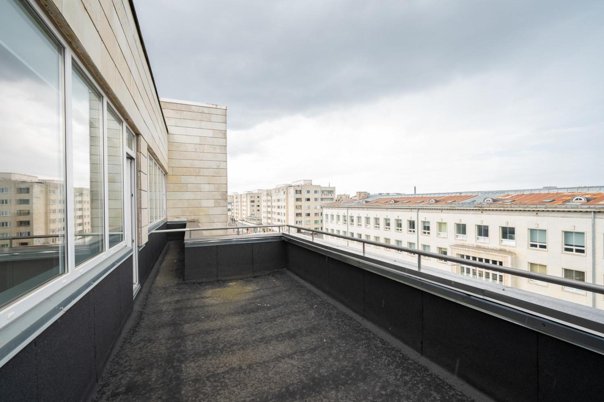 Hilltop Apartments - Studio Rooms In City Centre 塔林 外观 照片