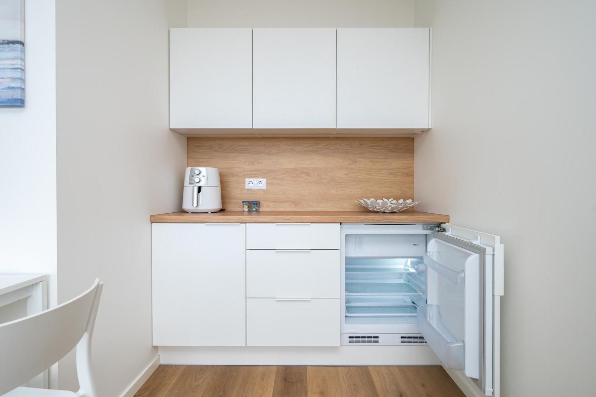 Hilltop Apartments - Studio Rooms In City Centre 塔林 外观 照片